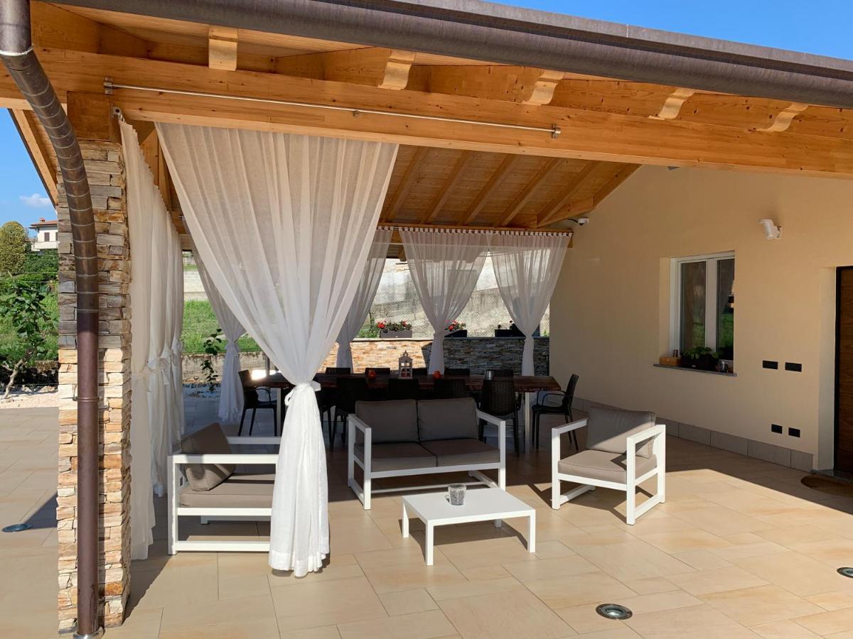 B&B Alciliegio Casnate Con Bernate Екстериор снимка