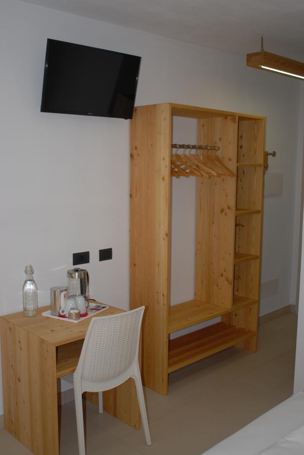 B&B Alciliegio Casnate Con Bernate Екстериор снимка