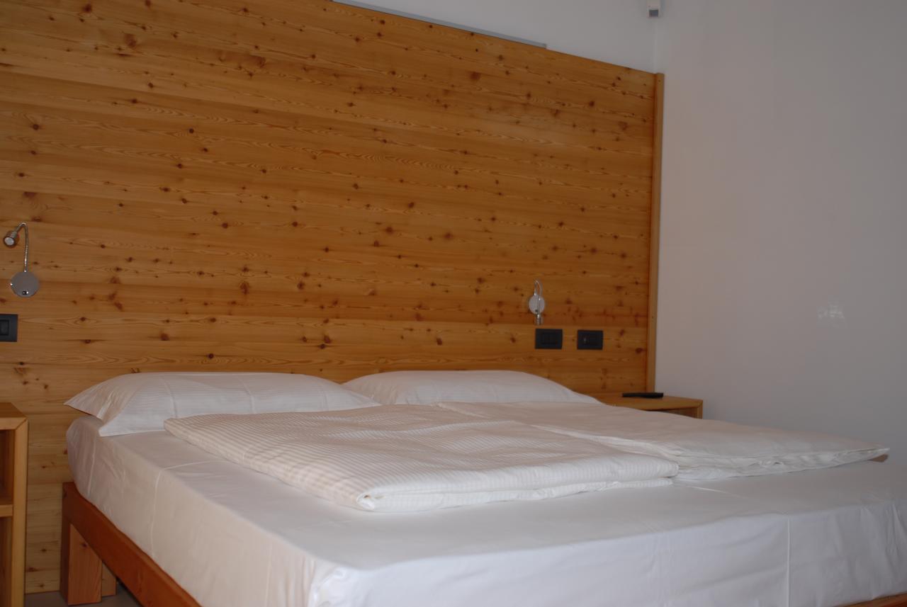 B&B Alciliegio Casnate Con Bernate Екстериор снимка