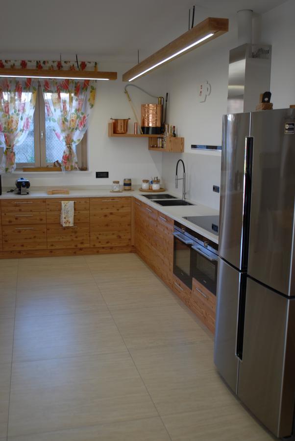 B&B Alciliegio Casnate Con Bernate Екстериор снимка